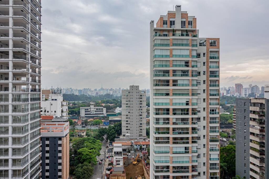 Studio Moderno Em Moema São Paulo